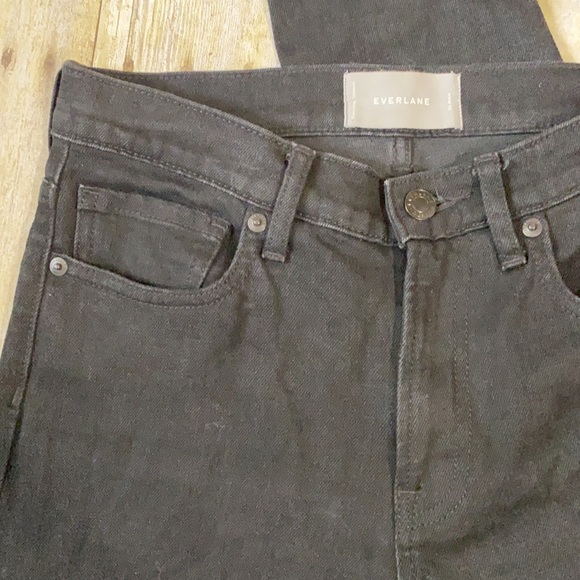Everlane || Mid-Rise Ankle Skinny Jean - Black - Picture 3 of 6